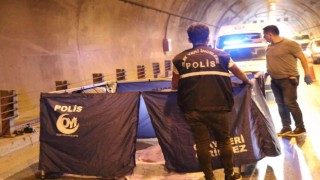Otobüsün çarptığı motosiklet sürücüsü hayatını kaybetti