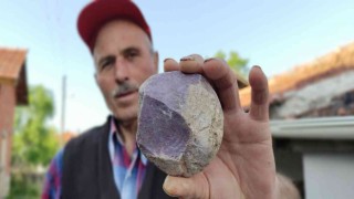 (Özel) Tarlasında çıkan taşların servet değerinde olduğunu çalındıktan sonra anladı