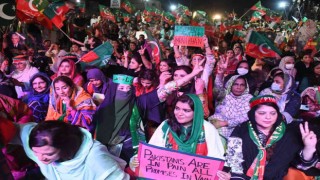 Pakistanda enflasyon protestosu