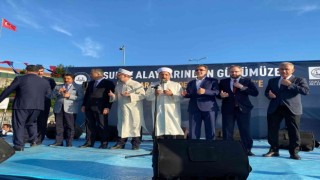 Pandemi sonrası ilk hacı adayları Üsküdarda düzenlenen törenle uğurlandı