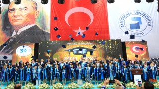 PAÜ mezunlarını yeni yaşamlarına uğurladı