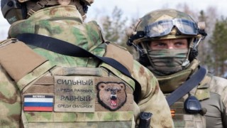 Putin'den, ölen askerlerin ailelerine 81 bin 500 dolar maddi yardım