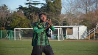 Rasheed Akanbi resmen FC Sheriffte