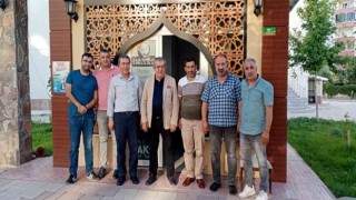 Reşat Erdoğan taksici esnafın dertlerini dinledi