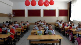 Şahinbeyde öğrencilere tatil kitabı
