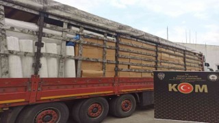 Sakaryada 2 ayrı operasyon: 13 milyon 275 bin makaron ele geçirildi