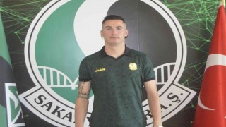 Sakaryaspor, Odise Roshi ile 2 yıllık sözleşme imzaladı