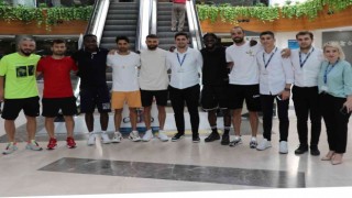 Sakaryaspor oyuncuları sağlık kontrollerinde