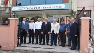 Salihlide Geri Dönüşüm Kütüphanesi açıldı