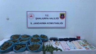 Şanlıurfada silah ve uyuşturucu operasyonunda 3 gözaltı