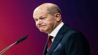Scholz: Almanya, gerektiği sürece Ukrayna'ya silah göndermeye devam edecek