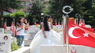 Şehit ailelerinin buruk Babalar Günü