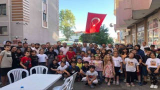 Şehit babasına çocuklar moral oldular