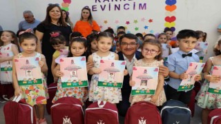 Şehzadelerin minikleri karne heyecanı yaşadı