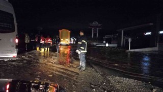Sel nedeniyle kapanan Ankara-Afyonkarahisar Karayolu 3 saatte açılabildi