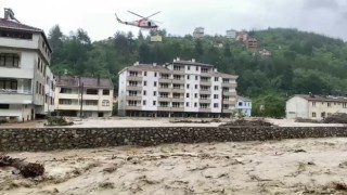 Selin vurduğu Bozkurta vatandaşlar helikopterle tahliye edildi