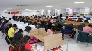 Sınava girecek öğrencilerden Canpolata teşekkür