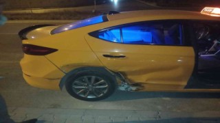Sincanda kaza yapan otomobil alev aldı: 1 yaralı