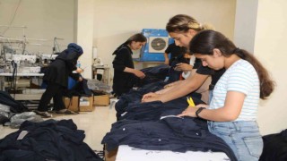 Şırnakta bir tekstil atölyesinde 200 çalışanın 168i kadın
