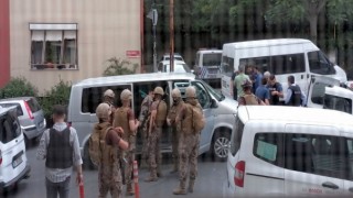 Şişlide film gibi olay: Rehin alınan genç kadın servis elemanının ihbarıyla kurtarıldı