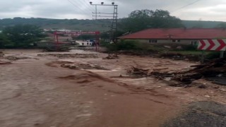 Sivasta kuvvetli yağış hasara neden oldu