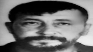 Sokağa atılmış koltukta ölü bulundu
