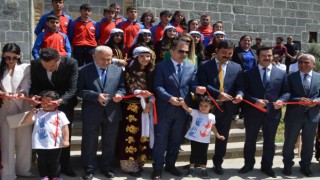 Tarihi Meydan Medresesinde yılsonu sergisi