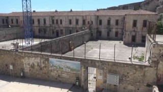 Tarihi Sinop Cezaevinde sergilemek için bilgi ve belgeler toplanıyor