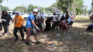 Tarsusta 350 öğrenci çevre temizliği yaptı