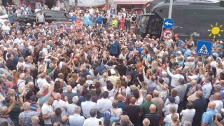 Tekirdağa gelen Akşener miting yaptı, esnafı ziyaret etti