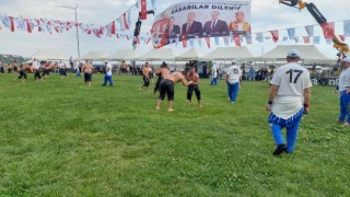 Tekirdağda yağlı güreşler başladı