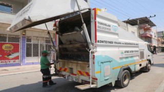 Toroslarda çöp konteynerleri dezenfekte ediliyor