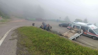 Trabzonda yayla yolunda trafik kazası: 3 yaralı
