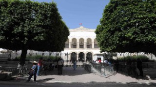 Tunusta hakimler, görevden alınanlar için 1 haftalık grevde