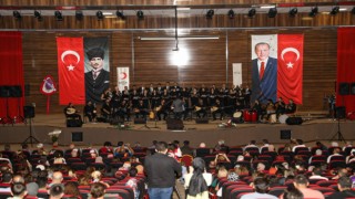 Türk Halk Müziği konserine yoğun ilgi