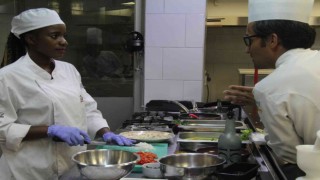Türk mutfağı aşkı Nijeryalı Ruthu aşçı yaptı