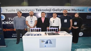 Tuzla Belediyesi Teknoloji Merkezi, fikri olan gençler için İstihdam Fuarında yerini aldı