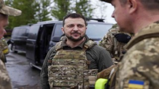 Ukrayna Devlet Başkanı Zelenskiy, Zaporijyayı ziyaret etti