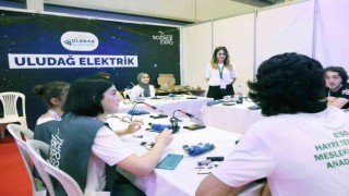 Uludağ Elektrik, bilimseverlerle buluştu