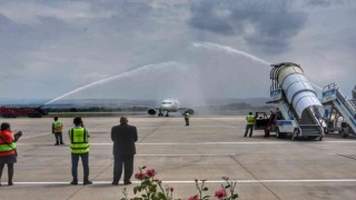 Ummandan İlk Uçak Bursaya geldi