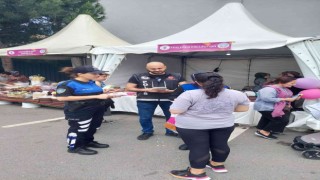 Ümraniyede polisler KADES ve UYUMA aplikasyonları hakkında bilgilendirme yaptı