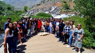 Üniversite öğrencileri Munzur gözelerini gezdi