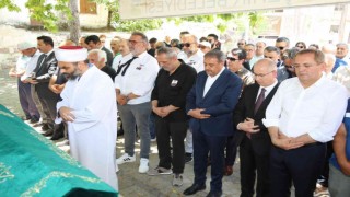 Ünlü sanatçı Yavuz Bingölün annesi Şahsenem Bacı toprağa verildi