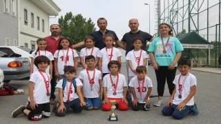 Unutulmaya yüz tutmuş oyunlarla doyasıya eğlendiler