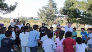 Unutulmaya yüz tutmuş sokak oyunları Şanlıurfada yaşatıldı