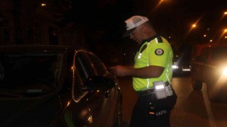 Ünye polisinden şok denetim: 1 saatlik uygulamada 9 bin lira ceza