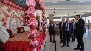 Uşak Valisi, Kütahyada Frig Çevre ve Medeniyet Tanıtım Merkezinde