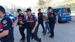 Uyuşturucu ticaretinden gözaltına alındılar