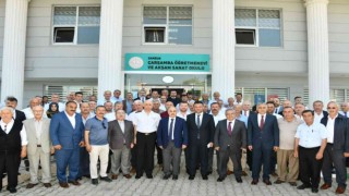 Vali Dağlıdan muhtarlara çağrı
