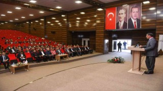 Vali Ozan Balcı mahalle muhtarlarıyla buluştu